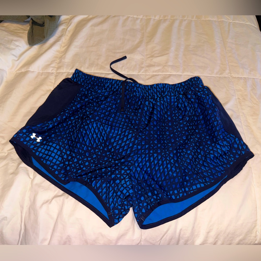under armour running shorts (built in liner)